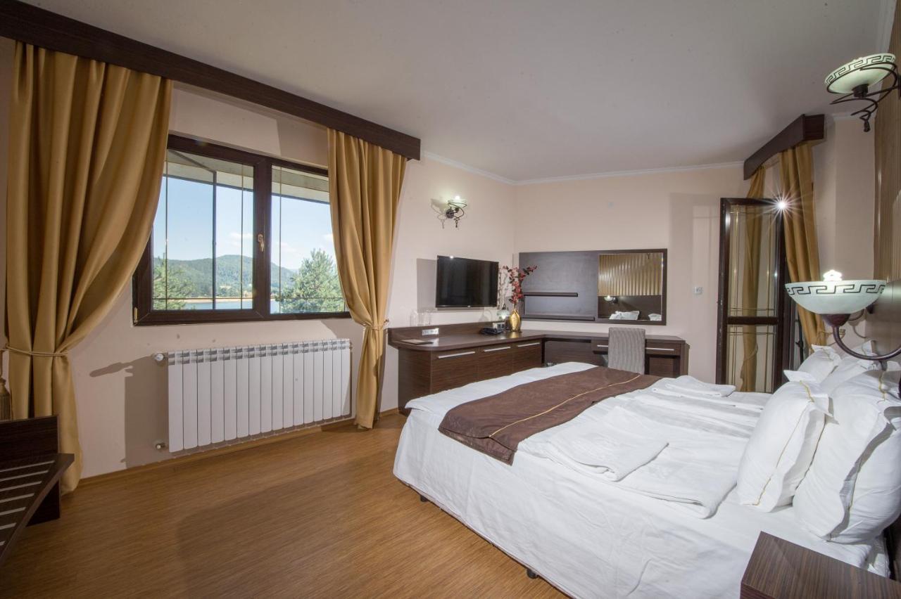 Family Hotel Hebar バタク エクステリア 写真